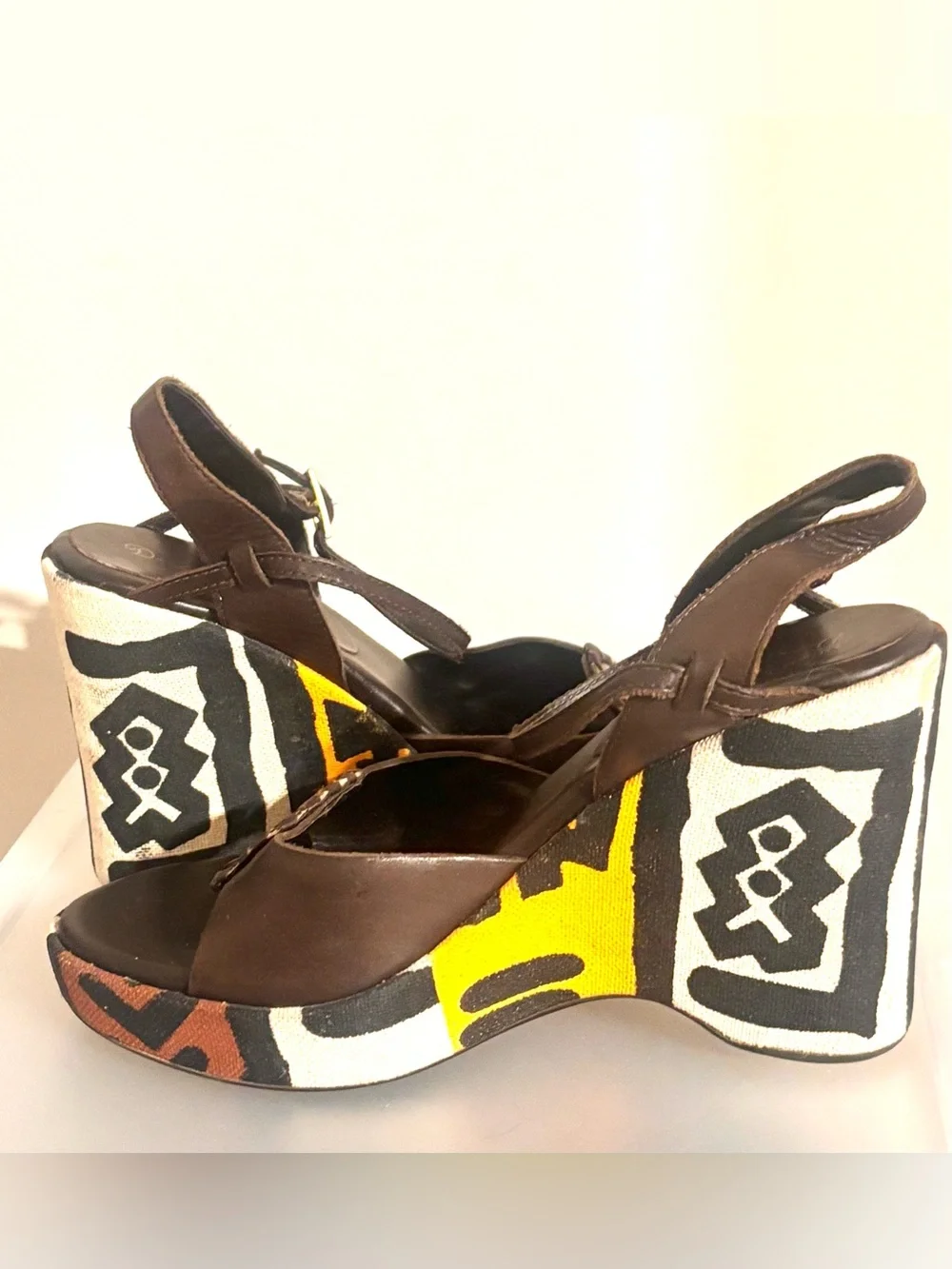 Diego di Lucca vintage Y2K tribal ethnic platform wedge sandals size 7